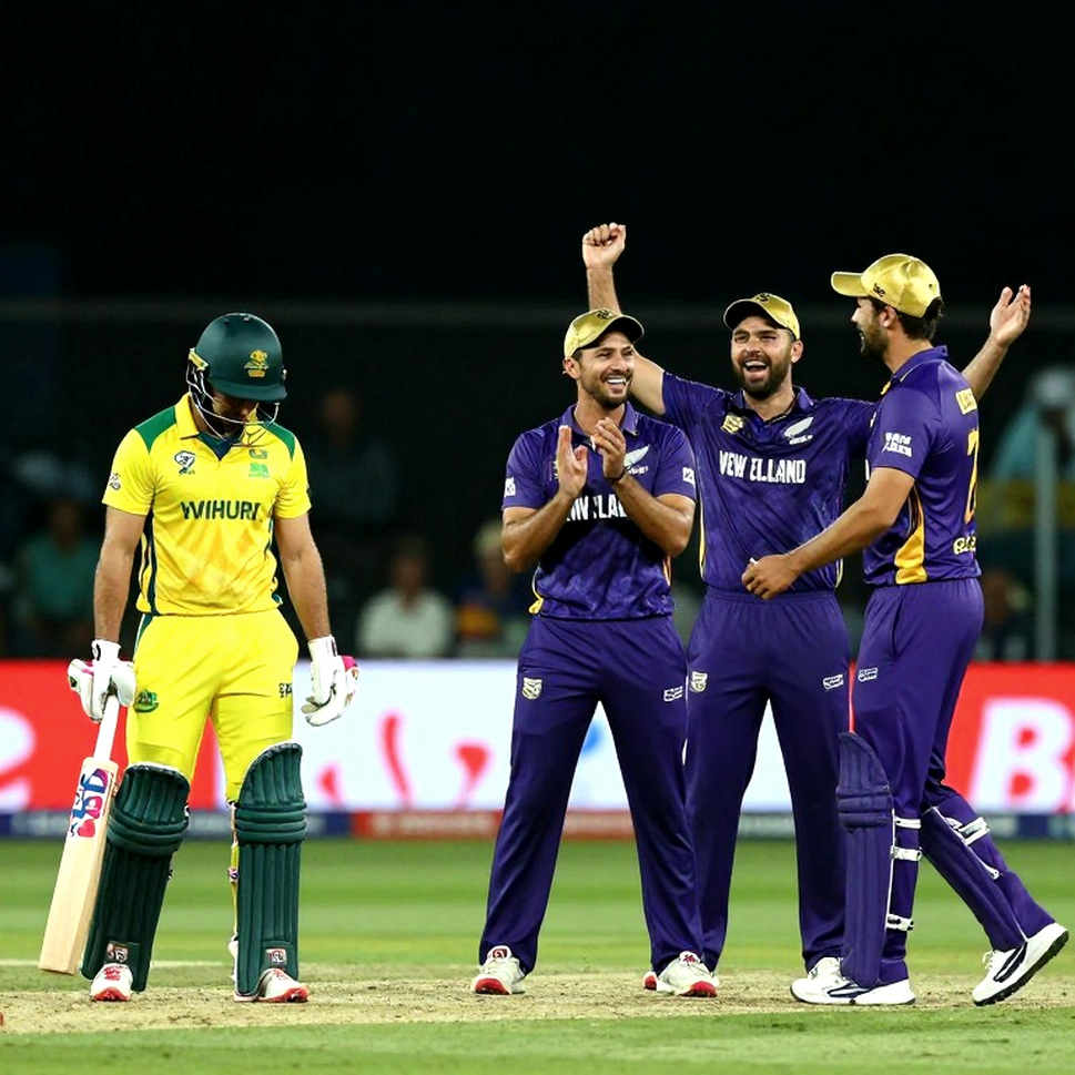 ১১৫ রানের তাড়া, ১০৫-এ অলআউট: এশিয়ার ক্রিকেটে মাঝের সারির ফাঁদটা যে কেউ মাপে না ১১৫ রানের তাড়া, ১০৫-এ অলআউট: এশিয়ার ক্রিকেটে মাঝের সারির ফাঁদটা যে কেউ মাপে না