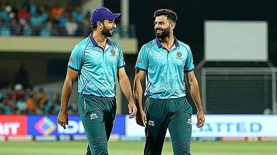 The Middle Thirty: Where Bangladesh's Run-Building Model Breaks at Mirpur The Middle Thirty: Where Bangladesh's Run-Building Model Breaks at Mirpur