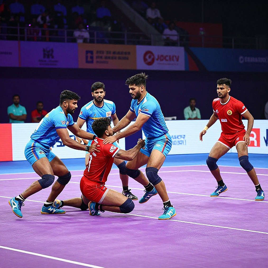 পাওয়ান সেহরাওয়াত বাদ, কমনওয়েলথ কাবাডিতে ভারতের ১৭ জনের প্রাথমিক তালিকা — তারকা বাদ দেওয়ার হিসাবটা আসলে কী পাওয়ান সেহরাওয়াত বাদ, কমনওয়েলথ কাবাডিতে ভারতের ১৭ জনের প্রাথমিক তালিকা — তারকা বাদ দেওয়ার হিসাবটা আসলে কী
